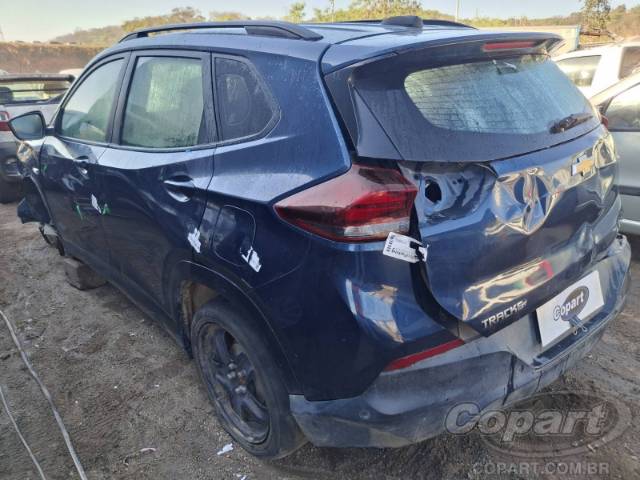 2025 CHEVROLET TRACKER 