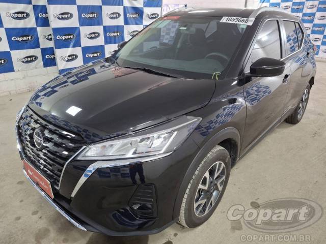 2024 NISSAN KICKS 