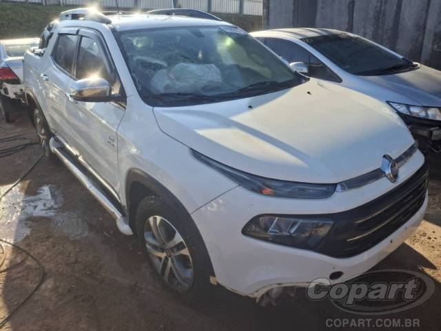 2019 FIAT TORO 