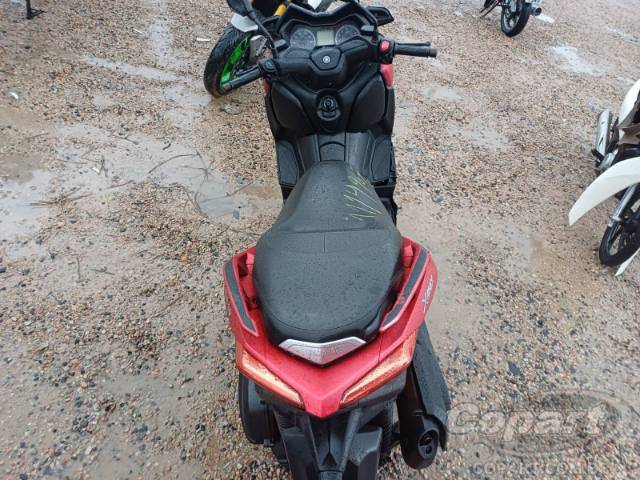 2021 YAMAHA XMAX 