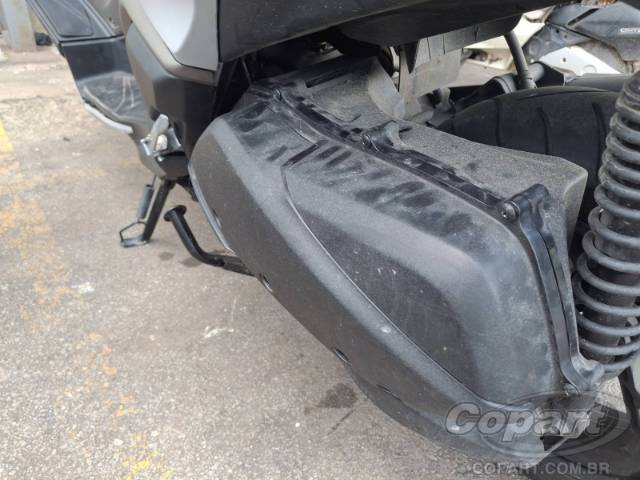 2025 YAMAHA XMAX 