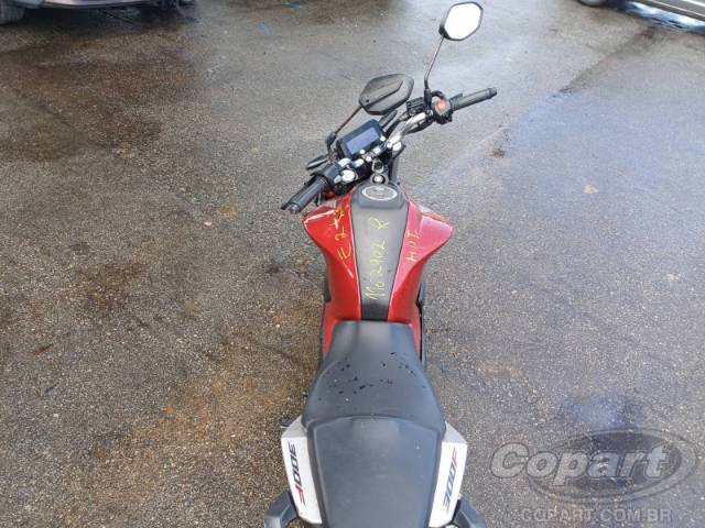 2025 HONDA CB 300F 