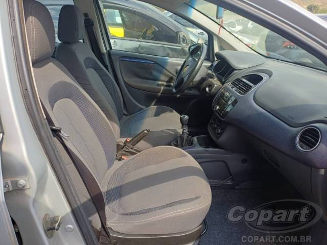 2013 FIAT PUNTO 