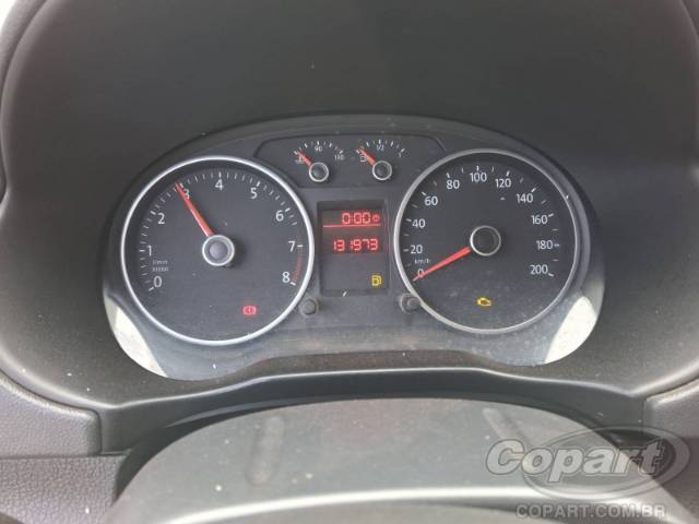 2013 VOLKSWAGEN VOYAGE 