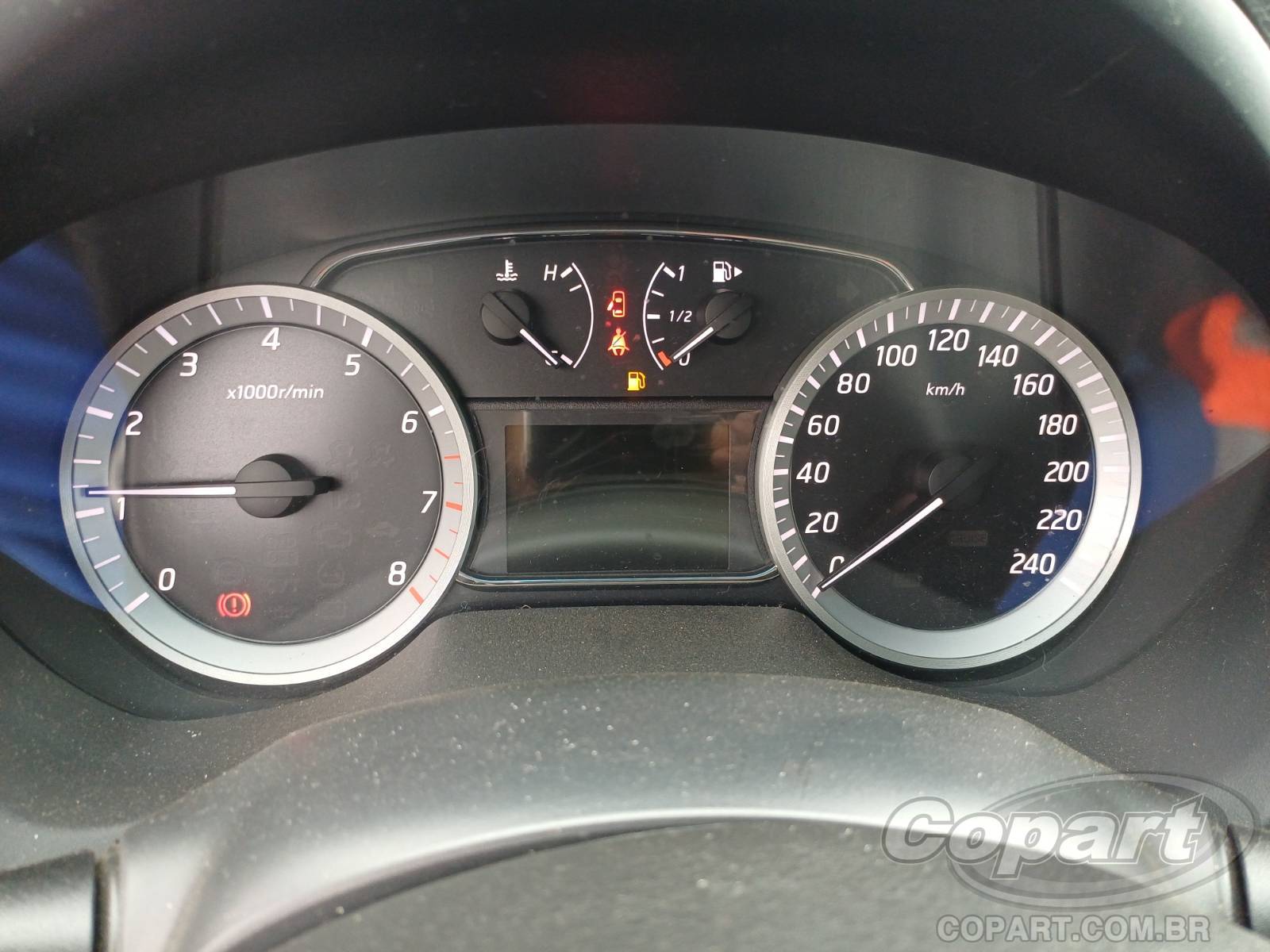 Foto 8 de 12: 2014 NISSAN SENTRA