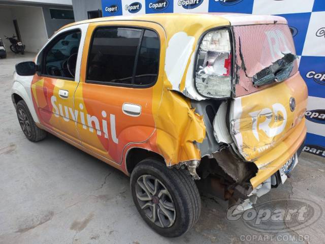 2017 FIAT UNO 