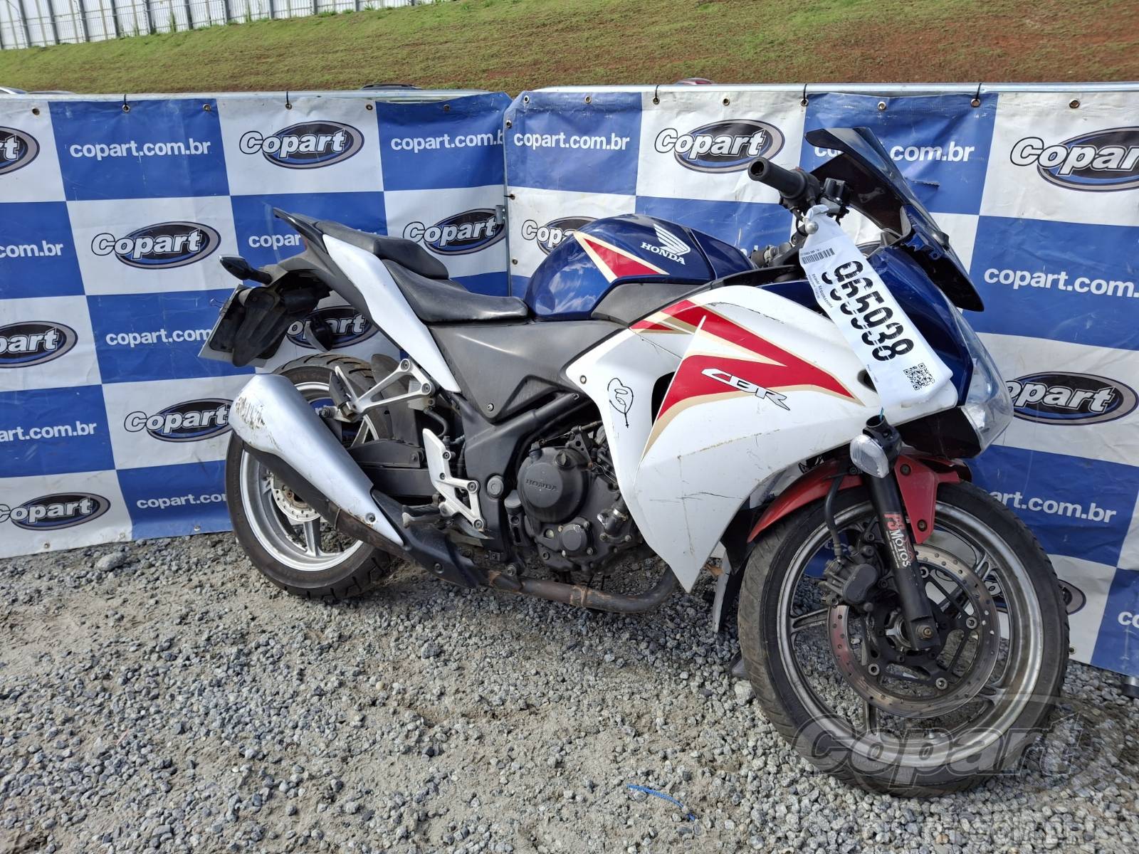 Veículo HONDA CBR 250R 2012 HONDA CBR 250R 2012 em leilão