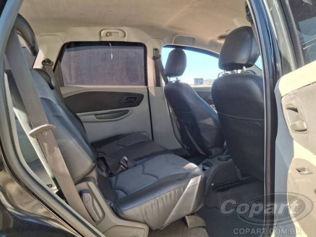 2013 CHEVROLET SPIN 