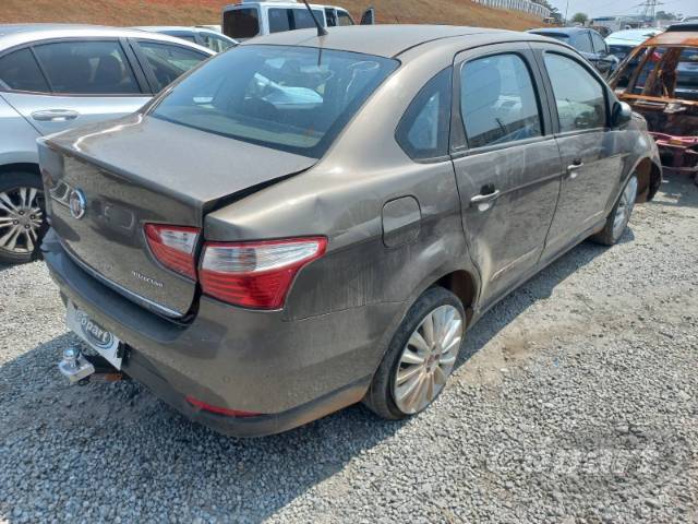 2015 FIAT GRAND SIENA 