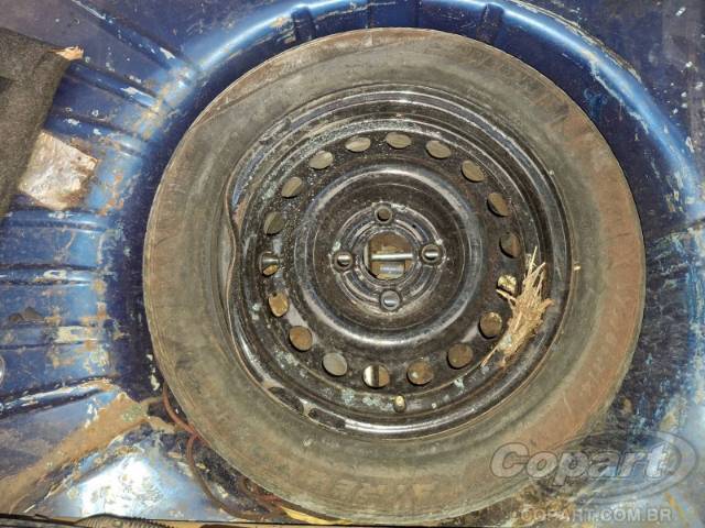 2001 CHEVROLET CORSA 