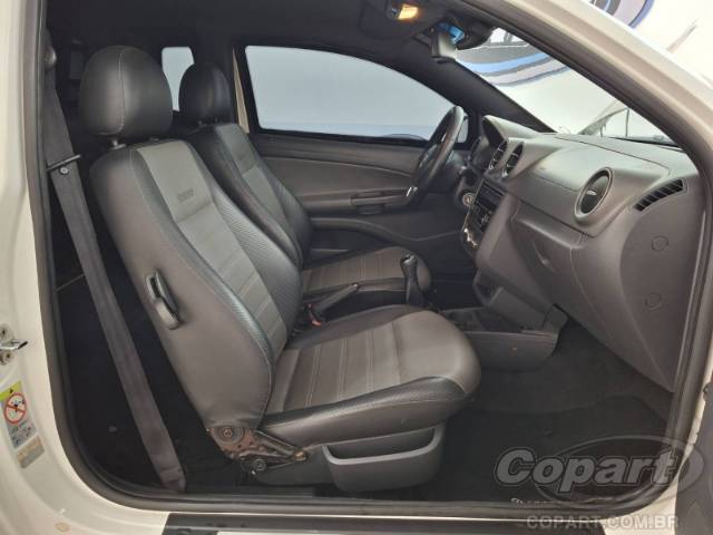 2015 VOLKSWAGEN SAVEIRO CE 