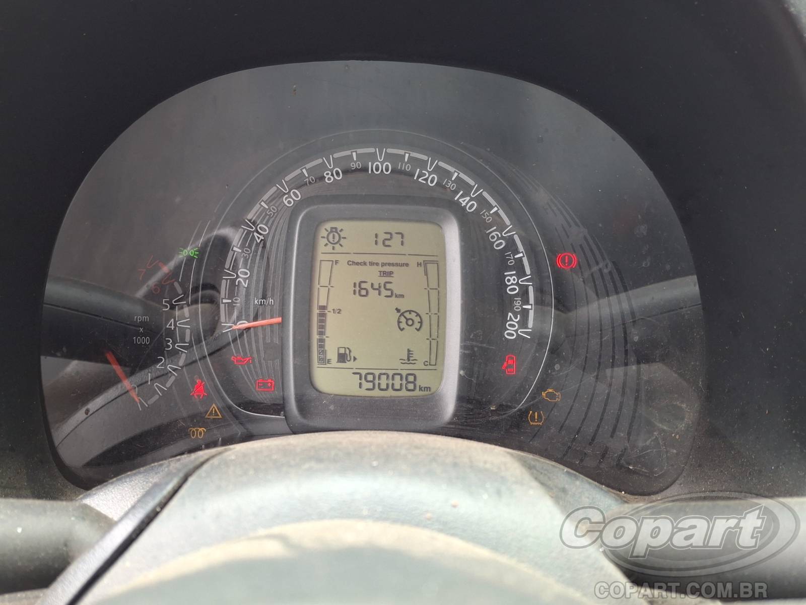 Foto 8 de 15: 2024 FIAT MOBI
