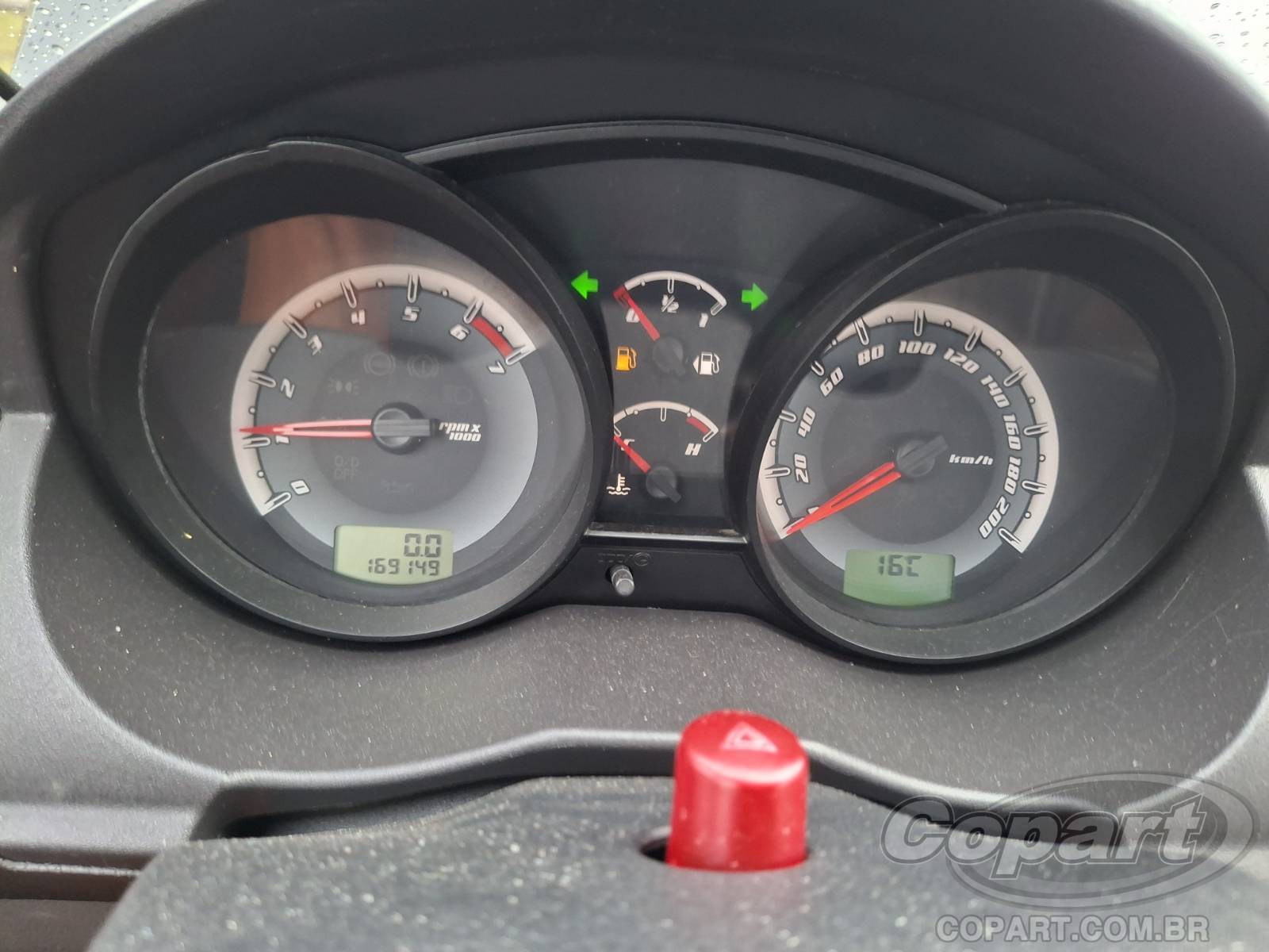 2011 FORD FIESTA SEDAN — foto 8 de 12