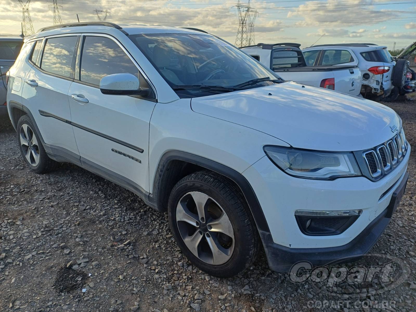 Veículo Jeep Compass Jeep Compass Longitude 2.0 16V Tigershark 2018 Enchente Médio 2018 em leilão