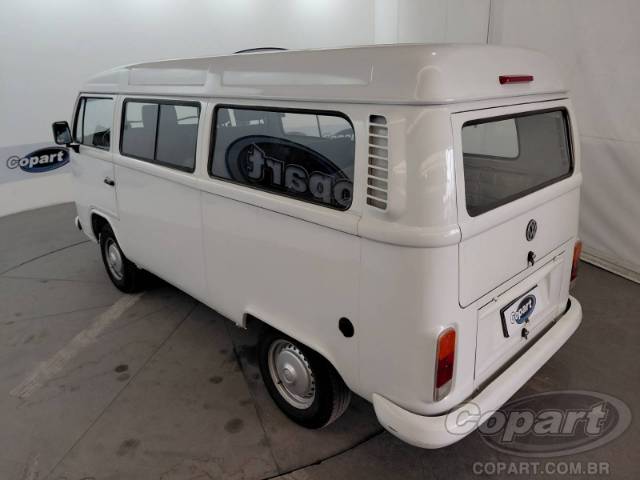 2010 VOLKSWAGEN KOMBI 