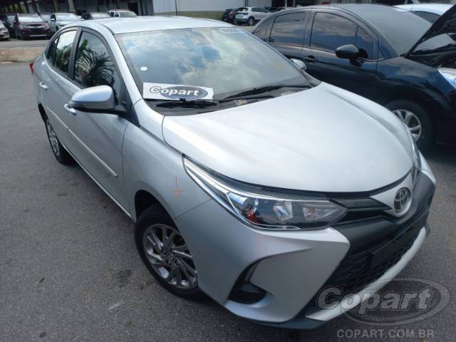 2023 TOYOTA YARIS SEDA 