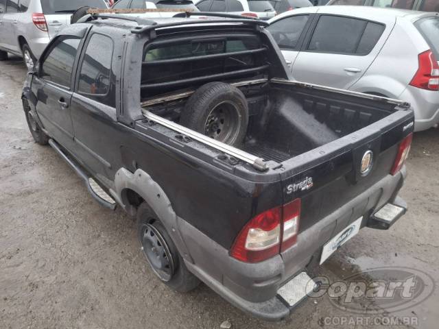 2013 FIAT STRADA 
