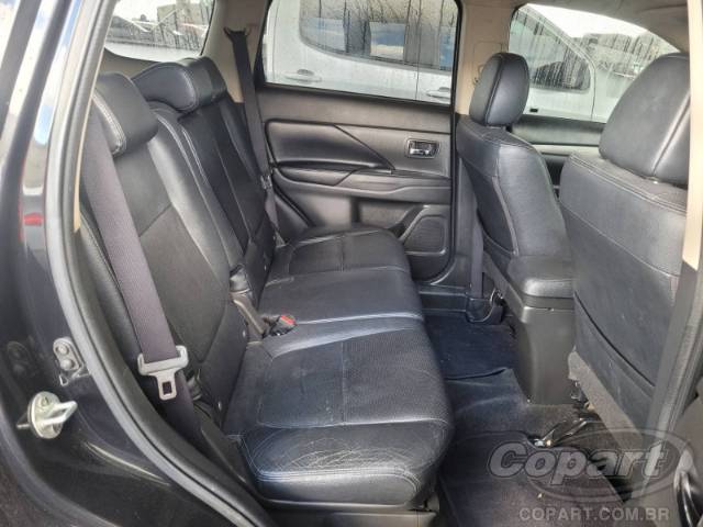 2014 MITSUBISHI OUTLANDER 