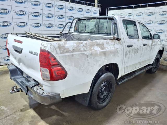 2021 TOYOTA HILUX CD 