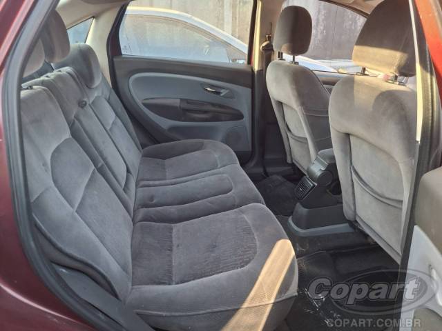 2010 FIAT LINEA 