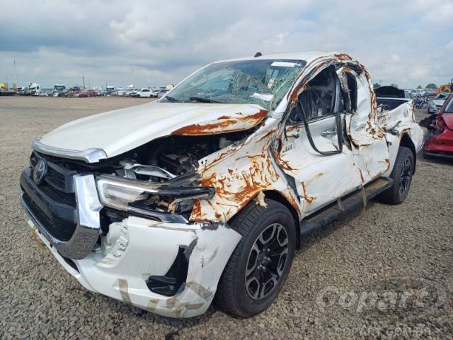 2025 TOYOTA HILUX CD 