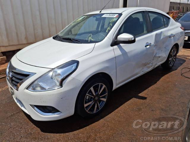 2018 NISSAN VERSA 
