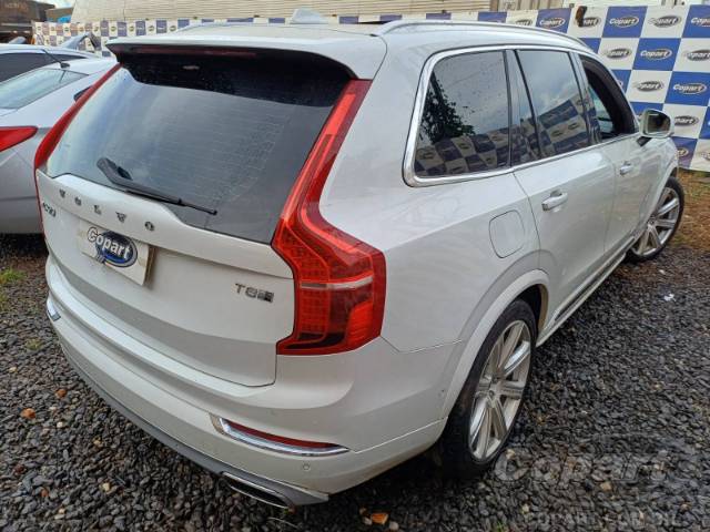 2018 VOLVO XC90 