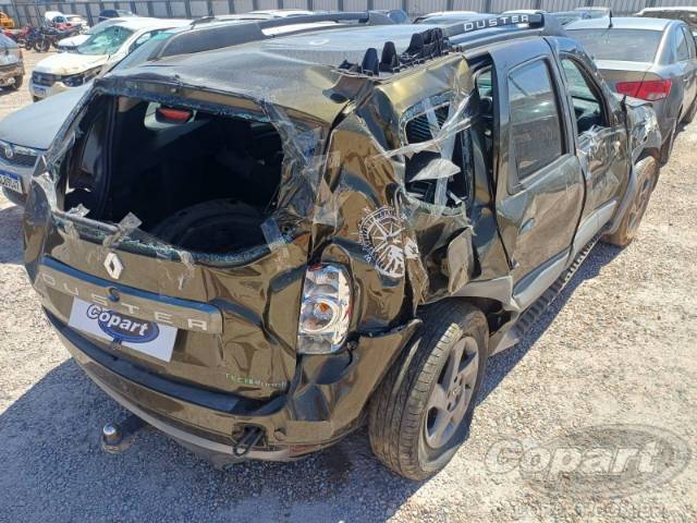 2014 RENAULT DUSTER 