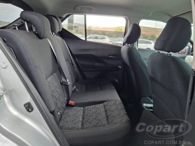 2024 NISSAN KICKS 