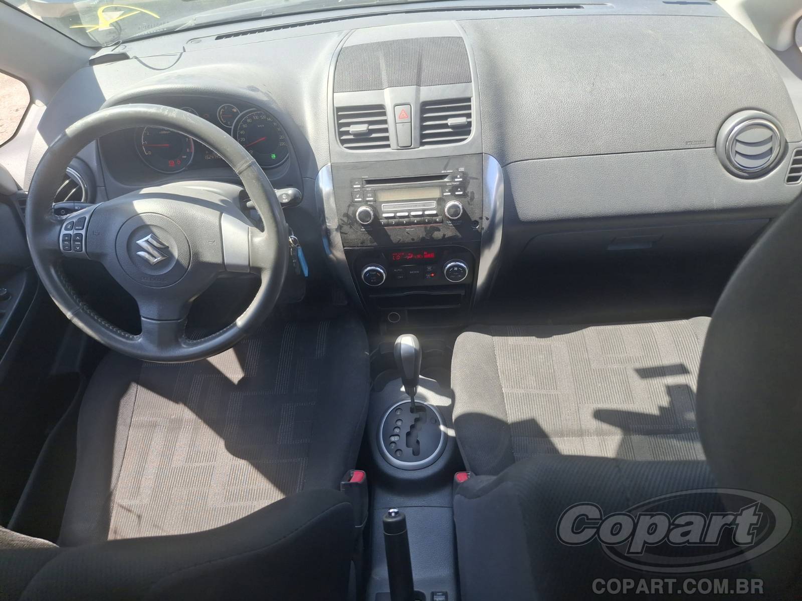 2011 SUZUKI SX4 — foto 9 de 10