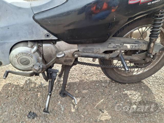 2002 HONDA C 100 