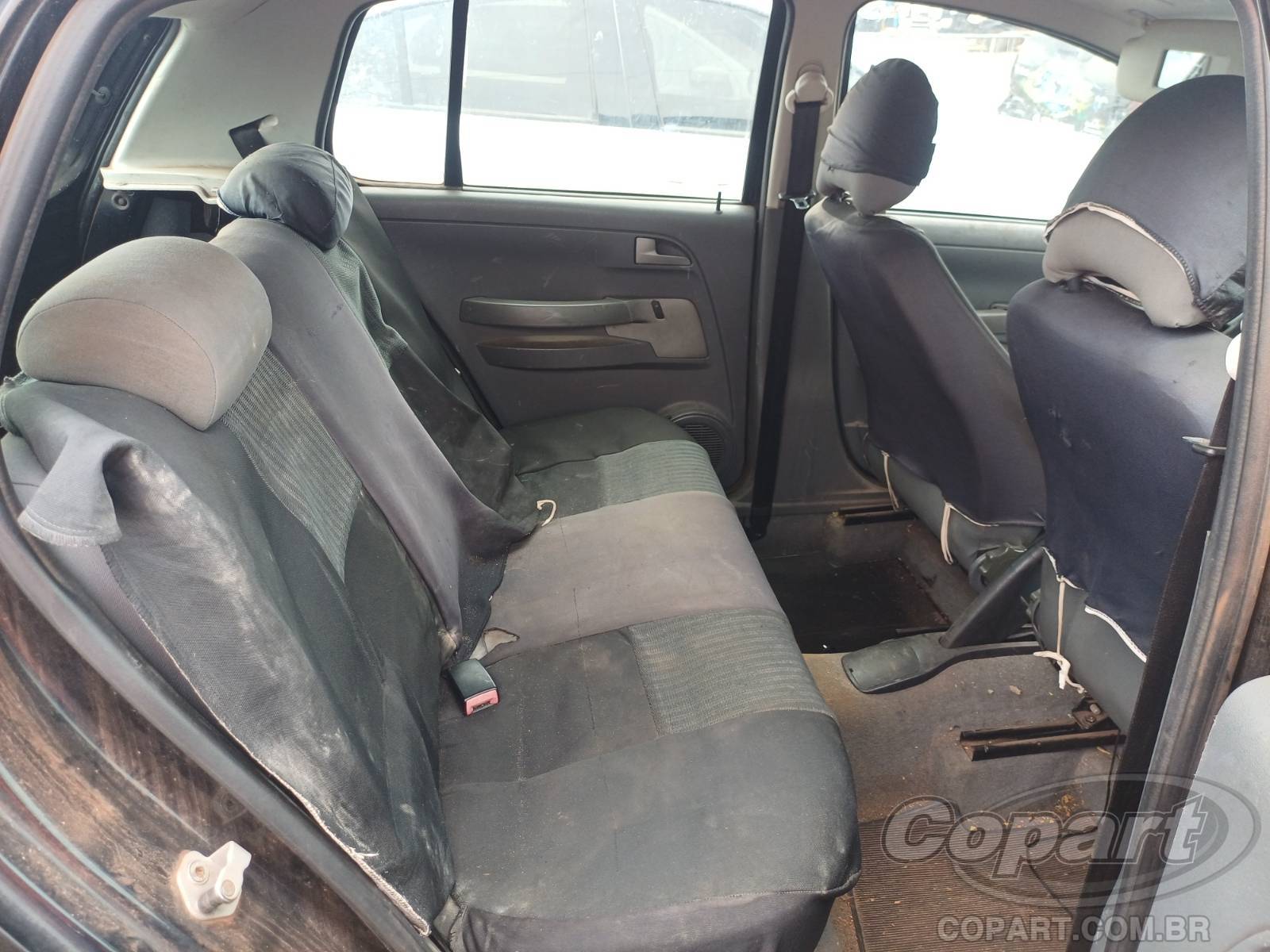 Foto 6 de 10: 2010 VOLKSWAGEN FOX