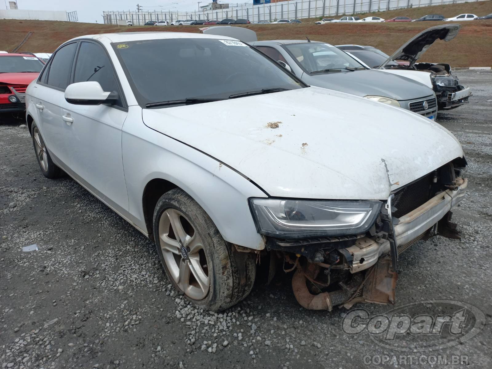 AUDI A4 AMBIENTE 2.0 16V TFSI TURBO 2014