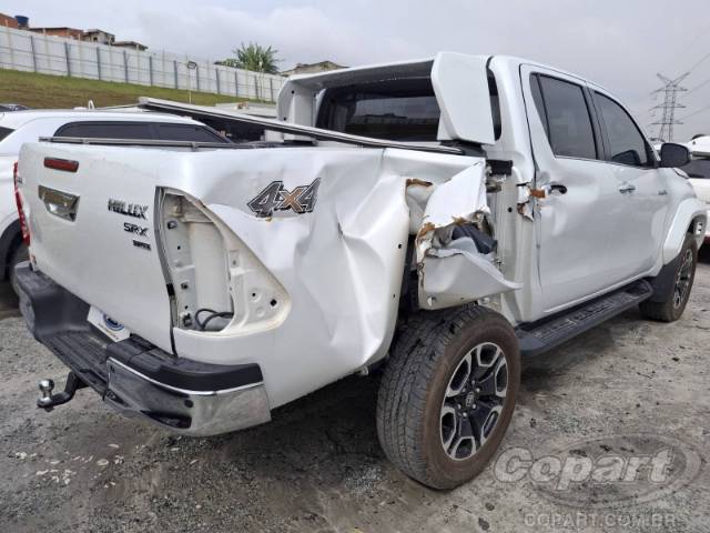 2025 TOYOTA HILUX CD 