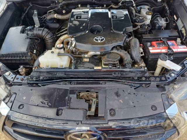 2021 TOYOTA HILUX CD 