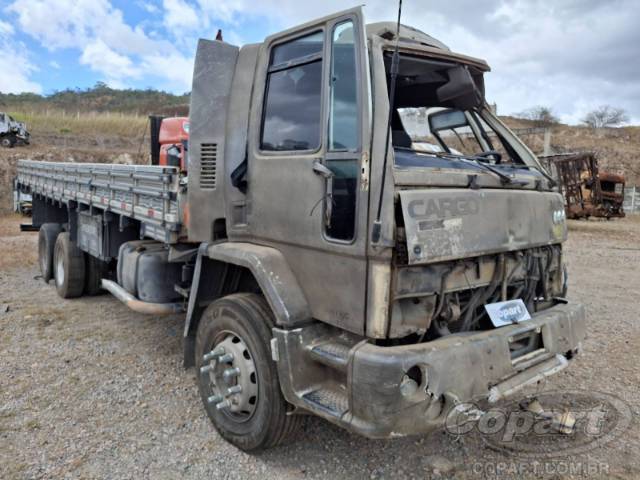 2011 FORD CARGO 2428E 