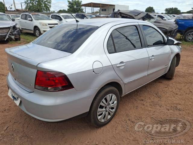 2010 VOLKSWAGEN VOYAGE 