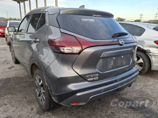 2024 NISSAN KICKS 
