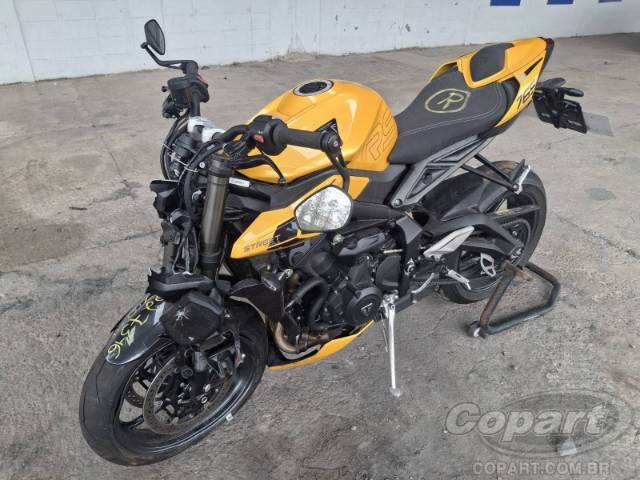 2025 TRIUMPH STREET TRIPLE 