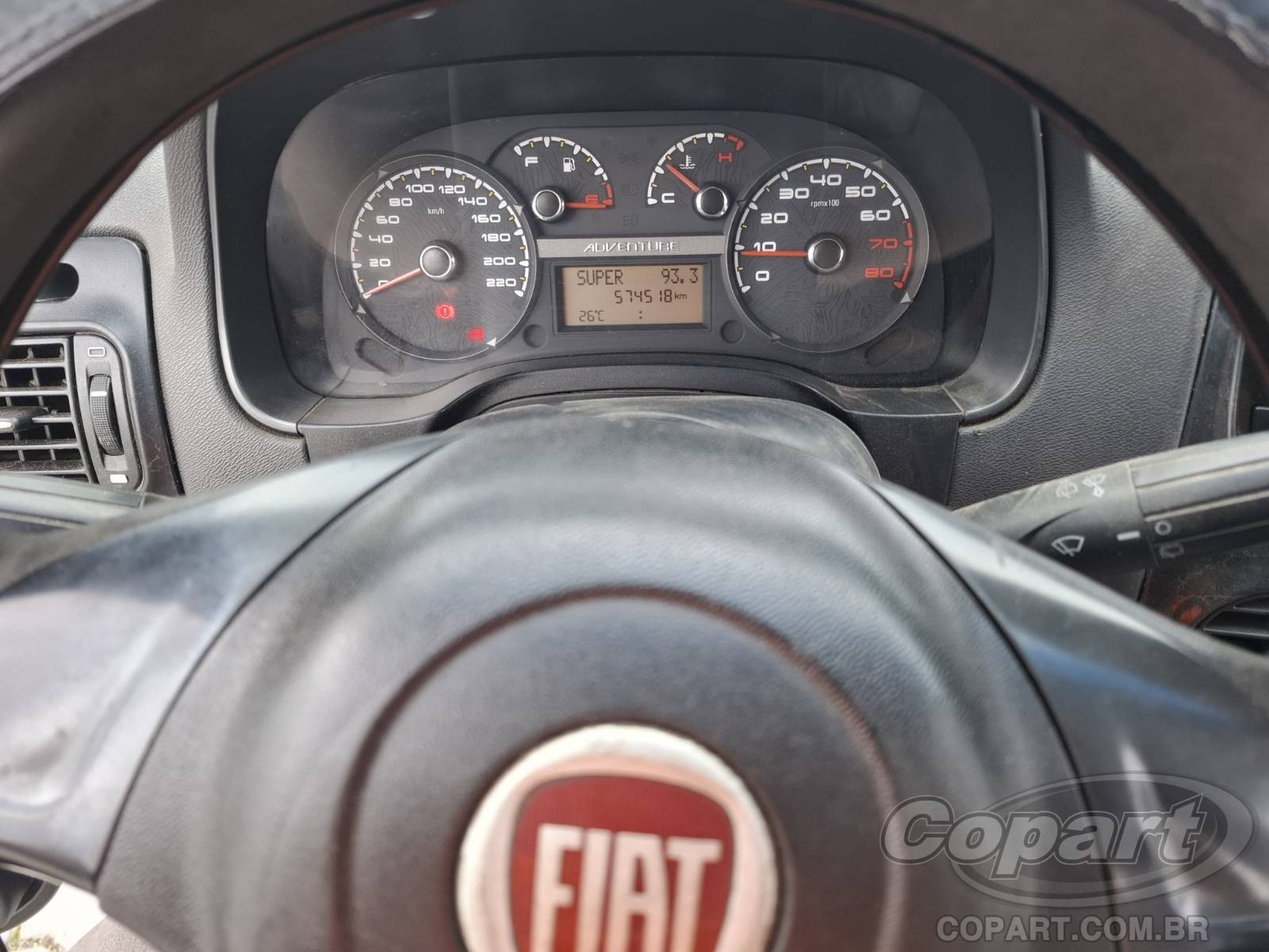 Foto 8 de 11: 2015 FIAT WEEKEND