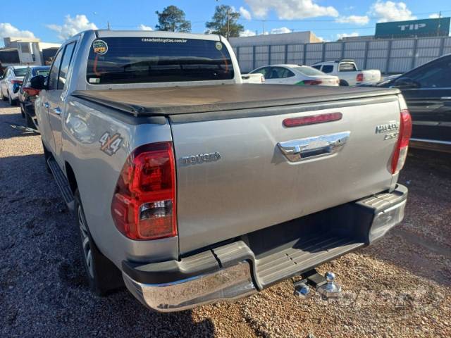2016 TOYOTA HILUX CD 