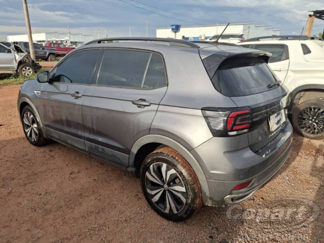 2021 VOLKSWAGEN T-CROSS 