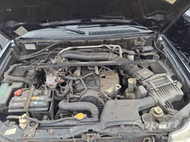 2004 MITSUBISHI PAJERO TR4 