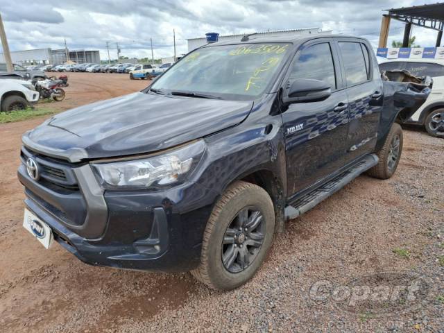 2024 TOYOTA HILUX CD 