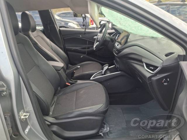 2025 CHEVROLET ONIX PLUS 