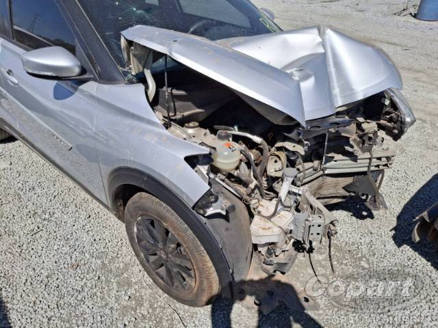 2020 NISSAN KICKS 