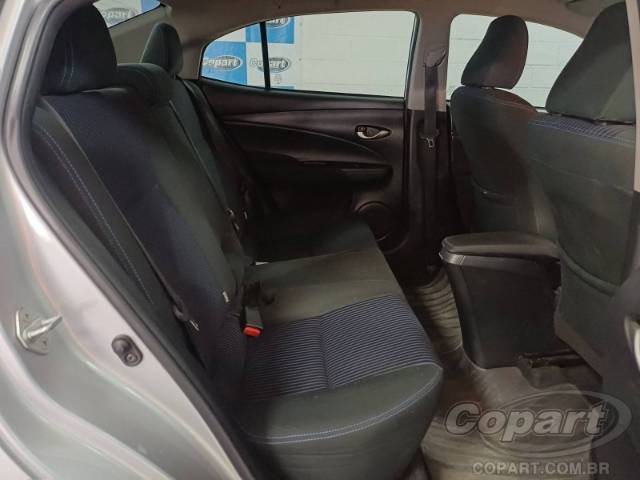 2020 TOYOTA YARIS SEDA 