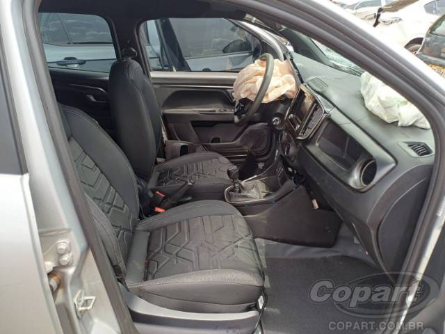2023 FIAT STRADA CD 