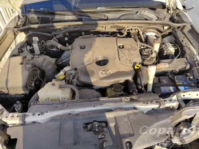 2016 TOYOTA HILUX CD 