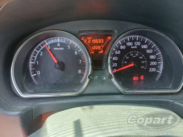 2014 NISSAN VERSA 